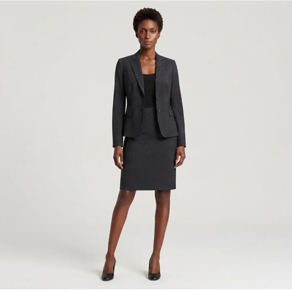 Tahari by ASL Black Pinstripe Skirt Suit 2pc Blazer Set Petite Size 6P